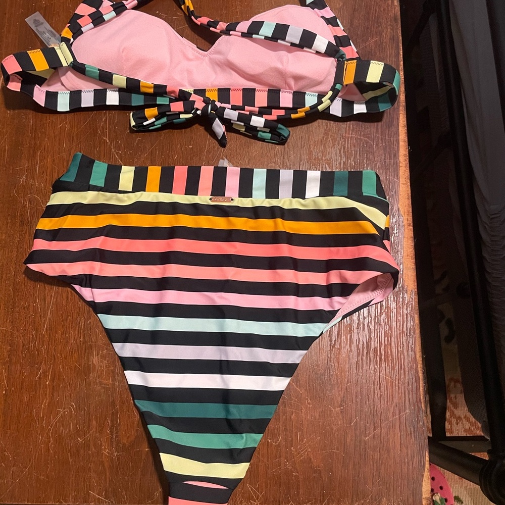Striped Bikini Set - Picture 2 of 3